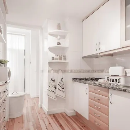 Lovelisbonapartments Feeling At Apartment